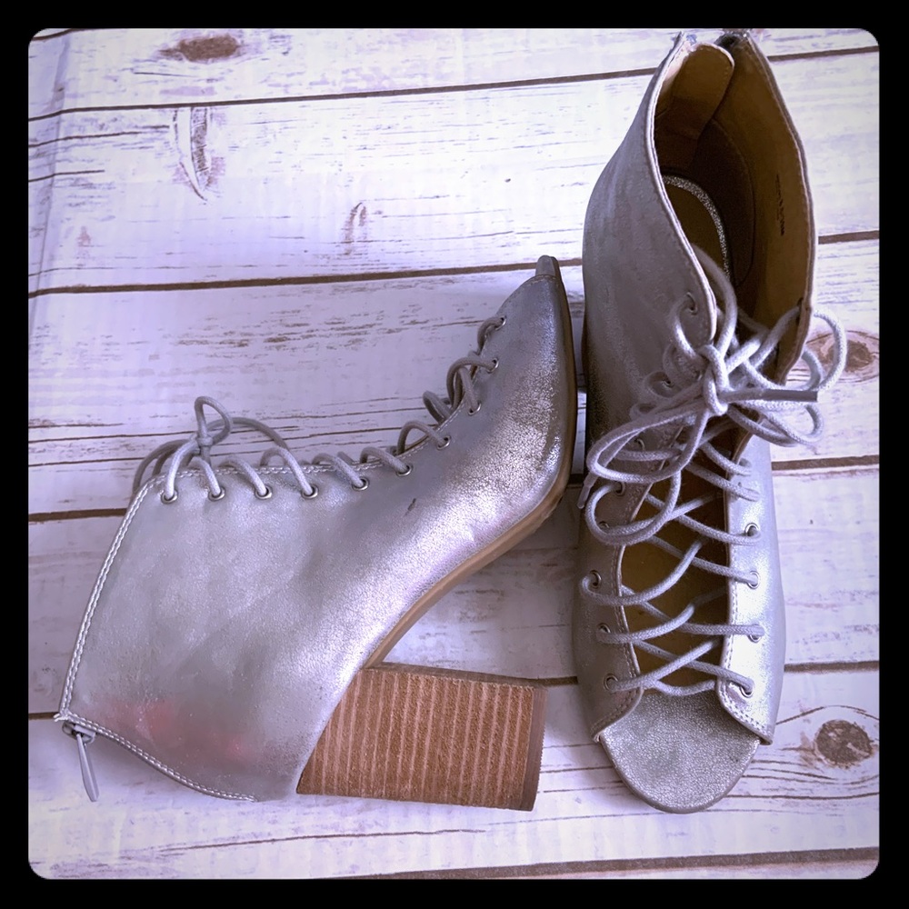 Chinese Laundry block heel lace up open toe